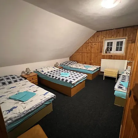 شقة U Kocoura Pod Klinovcem